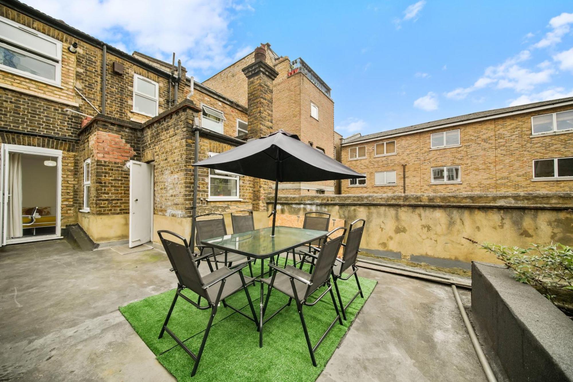 Visit Brick Lane - 1 Bed Flat With Large Patio Apartamento